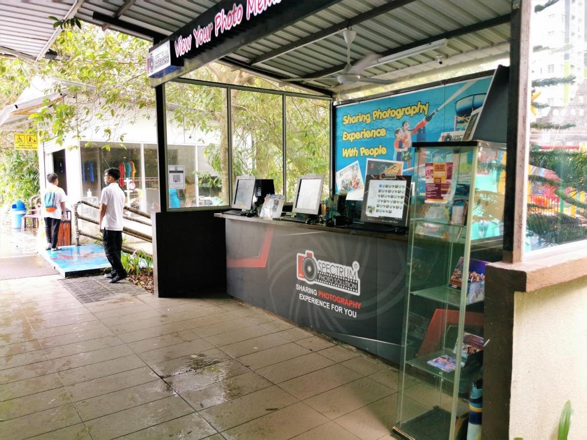 B - Lagoon Water Themepark Suite Melaka Town Eksteriør billede