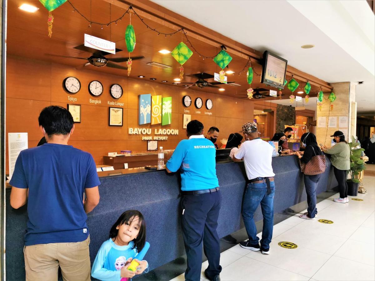 B - Lagoon Water Themepark Suite Melaka Town Eksteriør billede