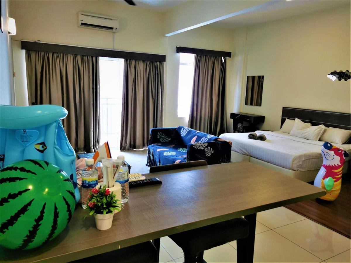 B - Lagoon Water Themepark Suite Melaka Town Eksteriør billede